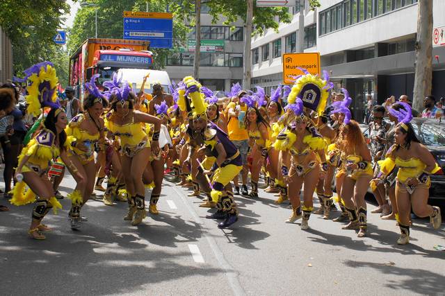 slideshow image
