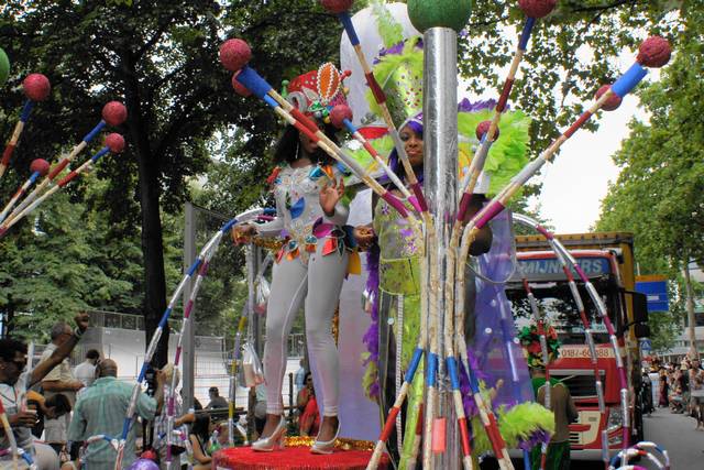 slideshow image