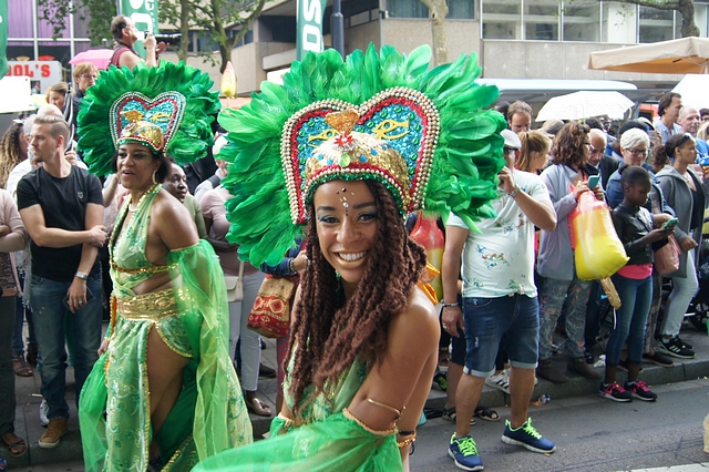 slideshow image