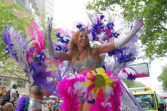 slideshow image